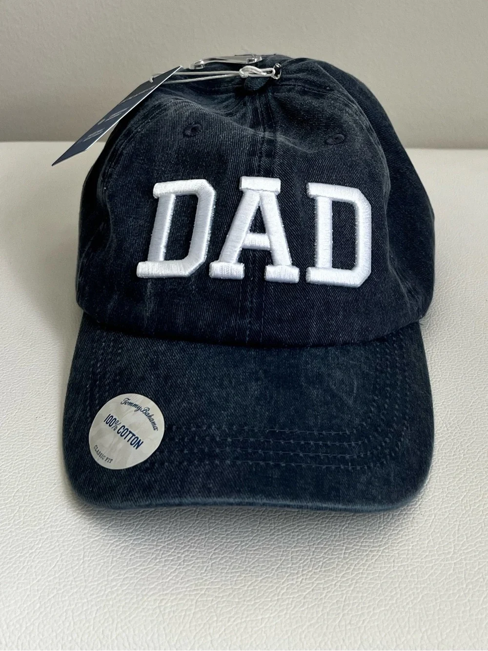 Tommy Bahama Dad’s hat OSFA